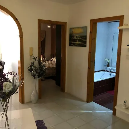 Spacious 2 Bedroom Apartment- St Paul's Bay Appartamento *