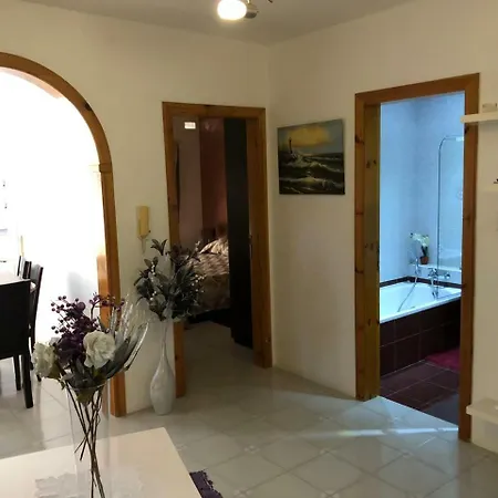 Spacious 2 Bedroom Apartment- St Paul's Bay *